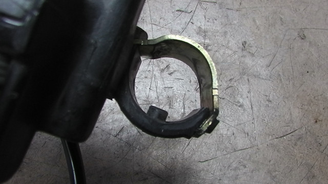 ライブディオZX中期 AF35 の ブレーキレバーホルダー左