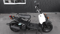 ZOOMER FI@<Y[}[FI>