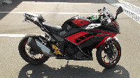 �j���W�� Ninja 250