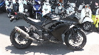�j���W�� Ninja 250