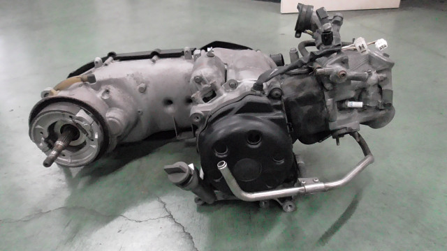 マジェスティ125FIエンジン マジェスティ125FI LPRSE22104A902xxx の エンジン *1644890189