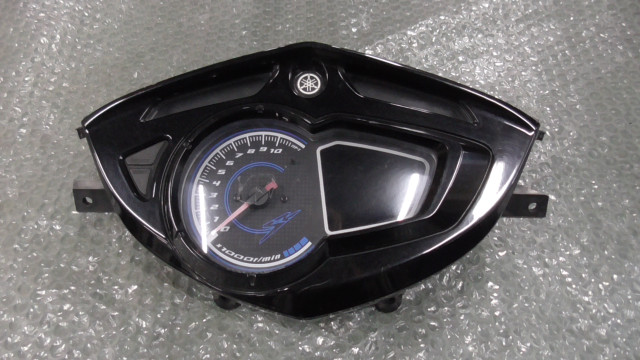 シグナス-X SR(FI) SE44J-302xxx の キャリパー *1676964155 中古