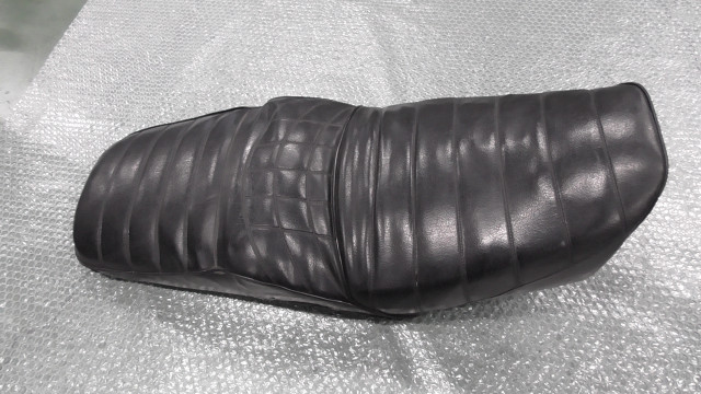 大幅値下げ！Z400LTD 1型2型 タックロール KZ400H KZ400K Z400LTD