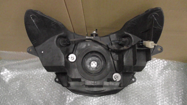 シグナス-X(FI) SE44J-163xxx の ヘッドライト くもり