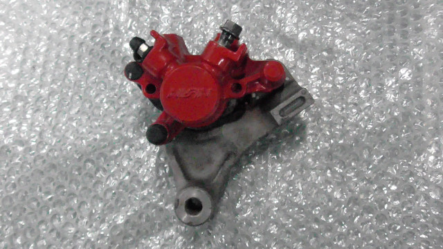 GROM グロム JC61-1302xxx の リア ブレーキキャリパー