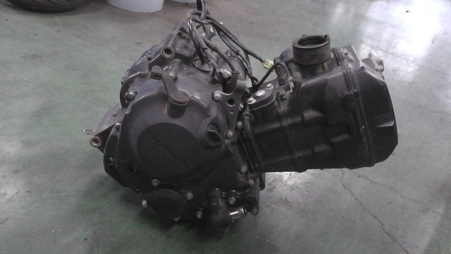 CBR250R MC41-1003xxx の エンジン