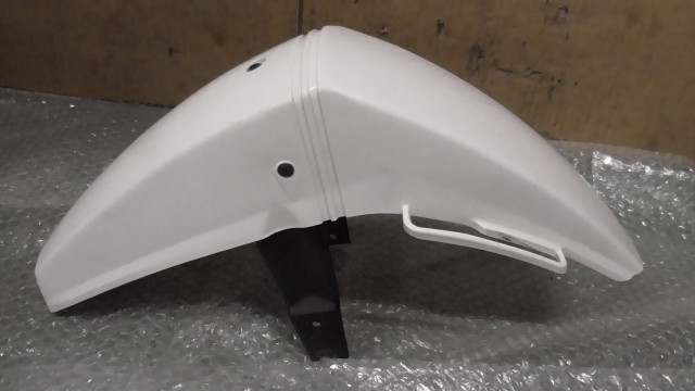 スーパーモレ FA14B-140xxx の フロントフェンダー 傷