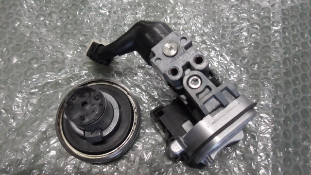 商品-バイクパーツ• ダンク• AF74-1008xxx の シート 純正 *1677630261