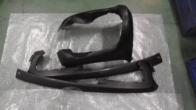 バイクパーツ　ジョグ　トランク　SA12J　の　フロントフェンダー 傷 *1673415158　