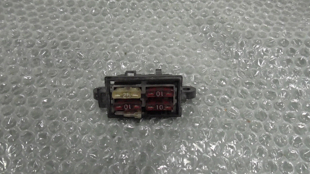 バンディット250 GJ74A-129xxx の ヒューズbox