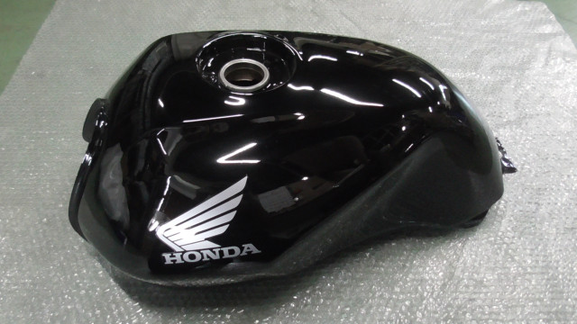 CB400SF VTEC SPEC2 NC39 の タンク センサータイプ