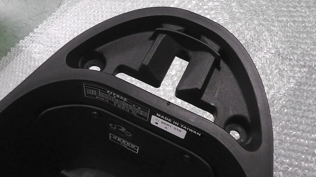 ジョグ125 SEJ5J-002xxx の メットインボックス