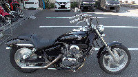 V-TWIN }Oi