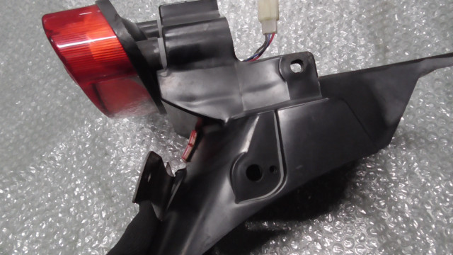 バリオス ZR250A-061xxx の リアフェンダー テール