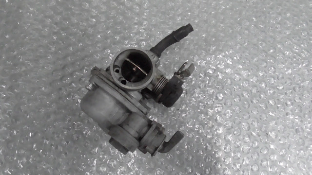 カブ50 C50-9805xxx の キャブレター