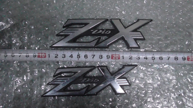 ライブディオZX前期 AF35-1007xxx の エンブレム