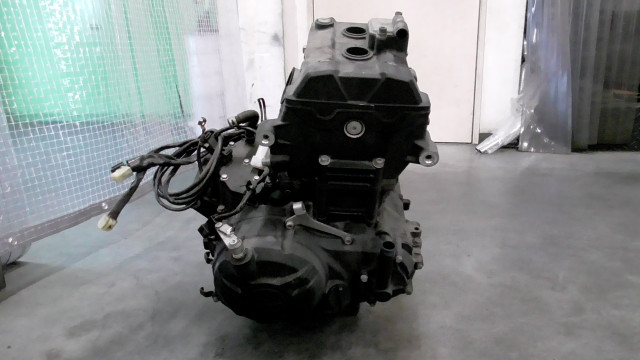 YZF-R25 ABS RG43J-010xxx の リアホイール タイヤ付 *1766104372 YZF